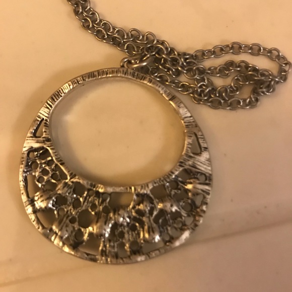 AEO silver-toned Necklace with rhinestones - Picture 4 of 5